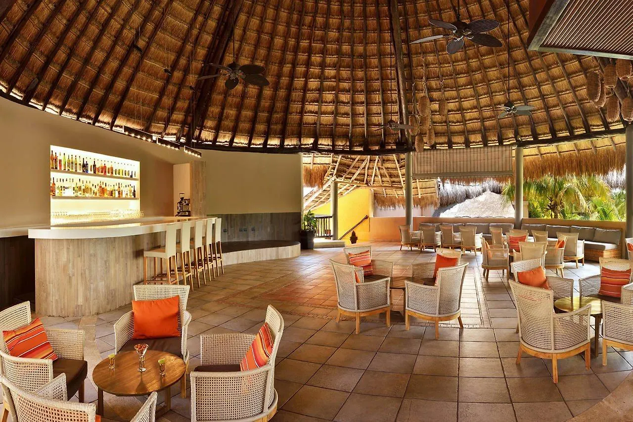 Catalonia Yucatan Beach Resort & Spa Puerto Aventuras 4*,