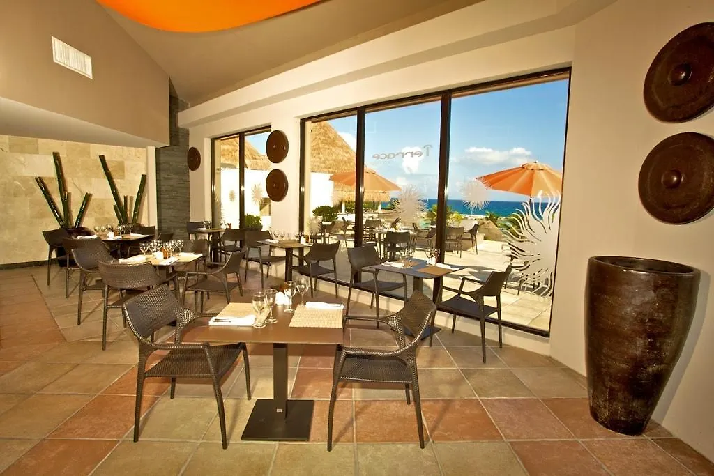 Catalonia Yucatan Beach Resort & Spa Puerto Aventuras Mexiko